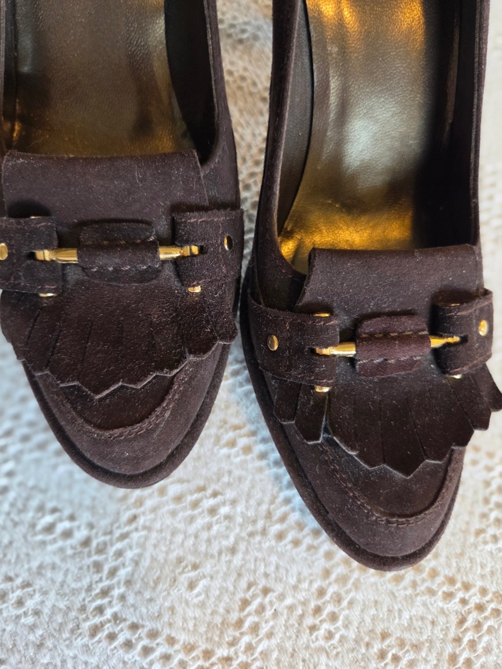 Stuart Weitzman brown suede loafers 6.5 3" heel fringe preppy classic office